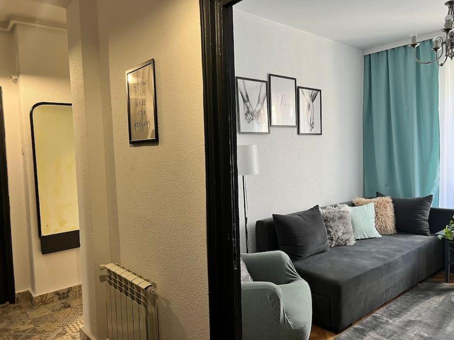 Apartment Groundfloor Rahmaninov Bucharest